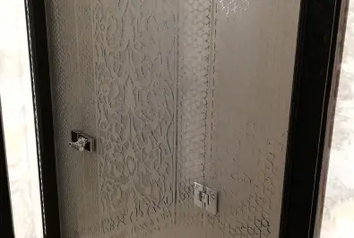 DEKORATİF CAM